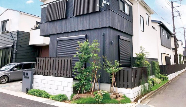 城下町をイメージした和風モダンな外構