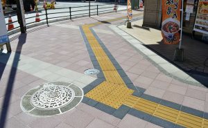 誘導サポートぺイブ_施工例01_ハイブラック