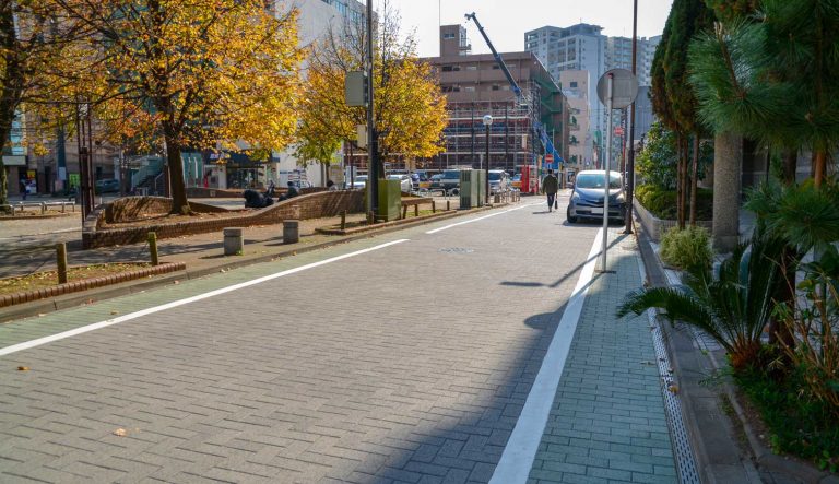 歩道と車道の視覚的な住み分け