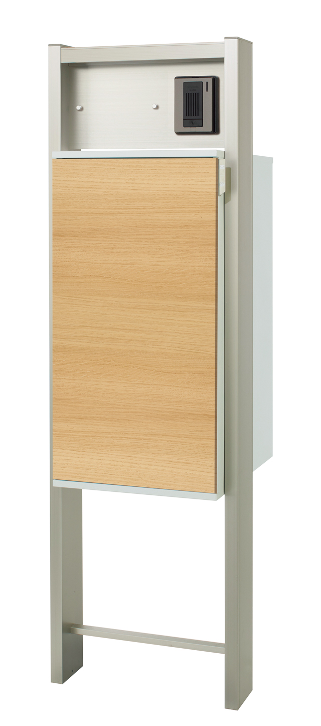 マージ-カラーバリエーション-本体：シルバー<br />
パネル：ウッディアイボリー