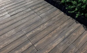 ウッドリーブ_ダークウッド_平板タイプ_施工例